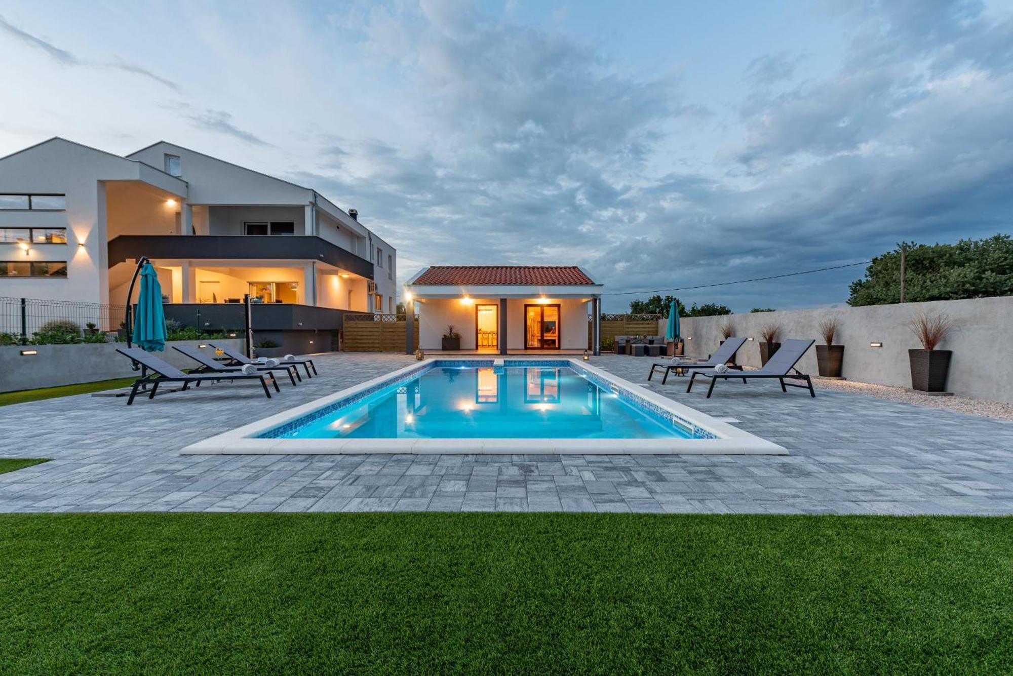 Zeleni Gaj Zadarvillas * Donje Rastane